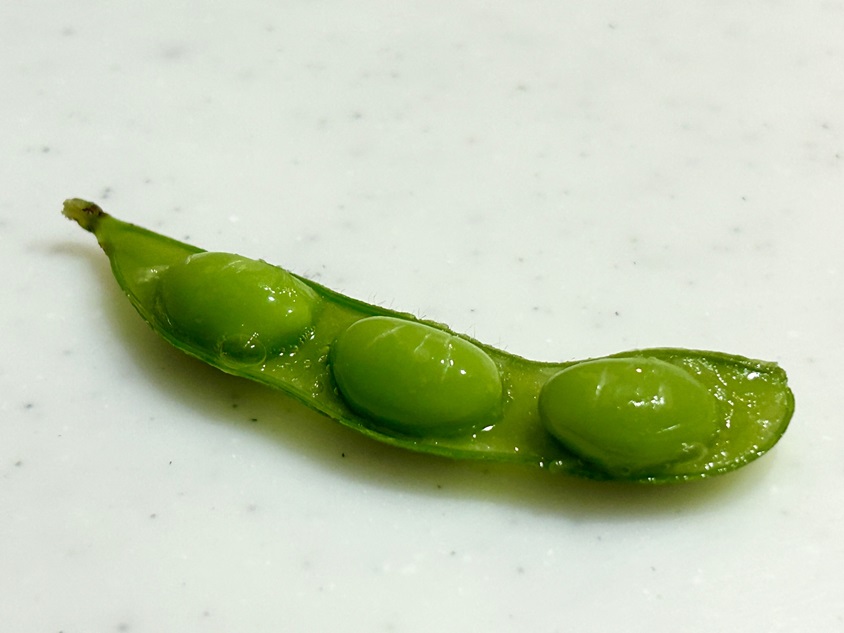 枝豆の薄皮は剝く？剝かない？それぞれの場合のメリットや美味しい茹で方を紹介！ | あれやこれや疑問を解決！